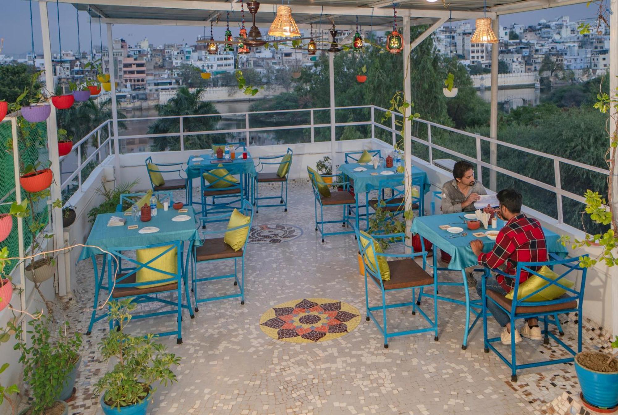 Soham Haveli Udaipur Hostel Екстериор снимка