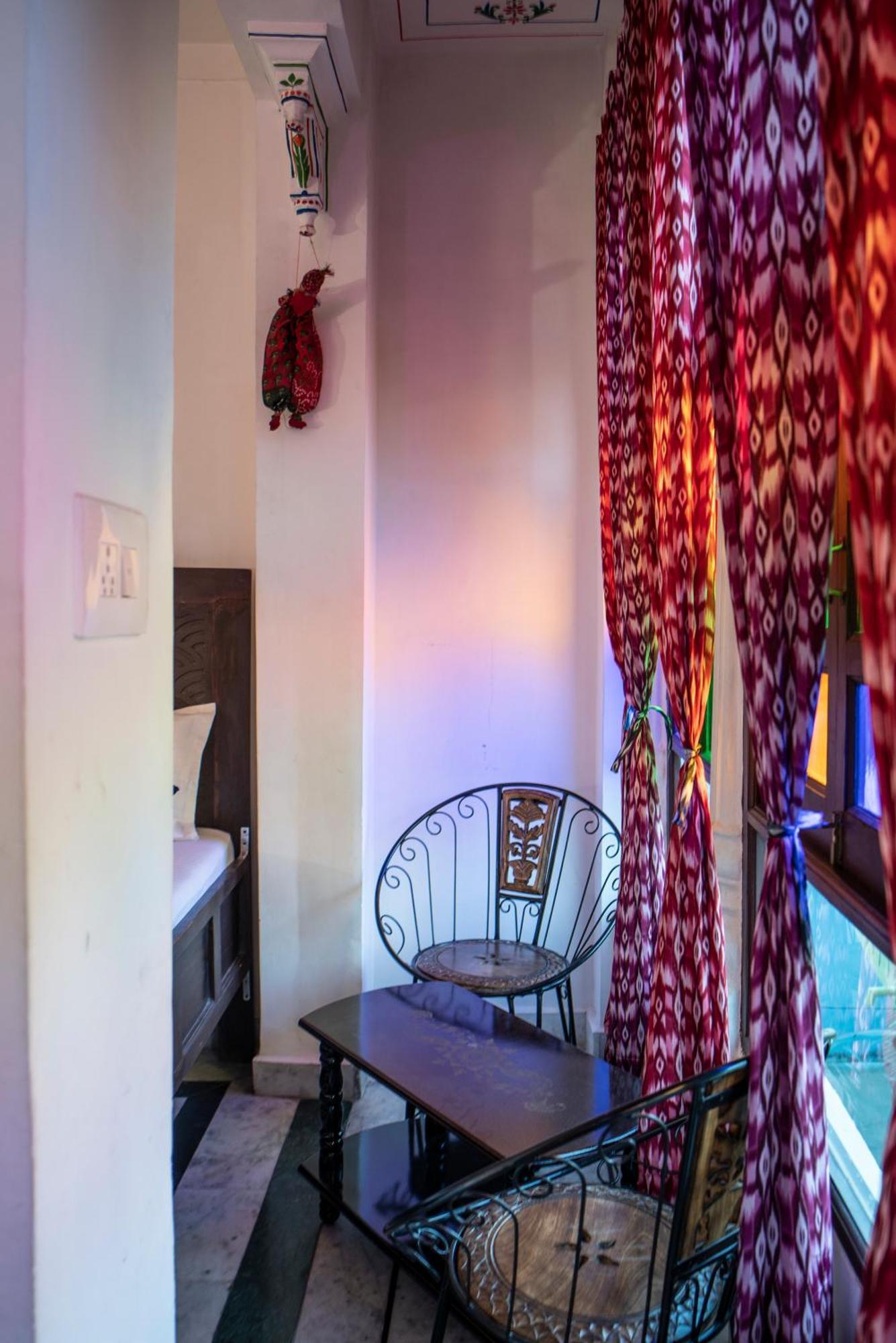 Soham Haveli Udaipur Hostel Екстериор снимка